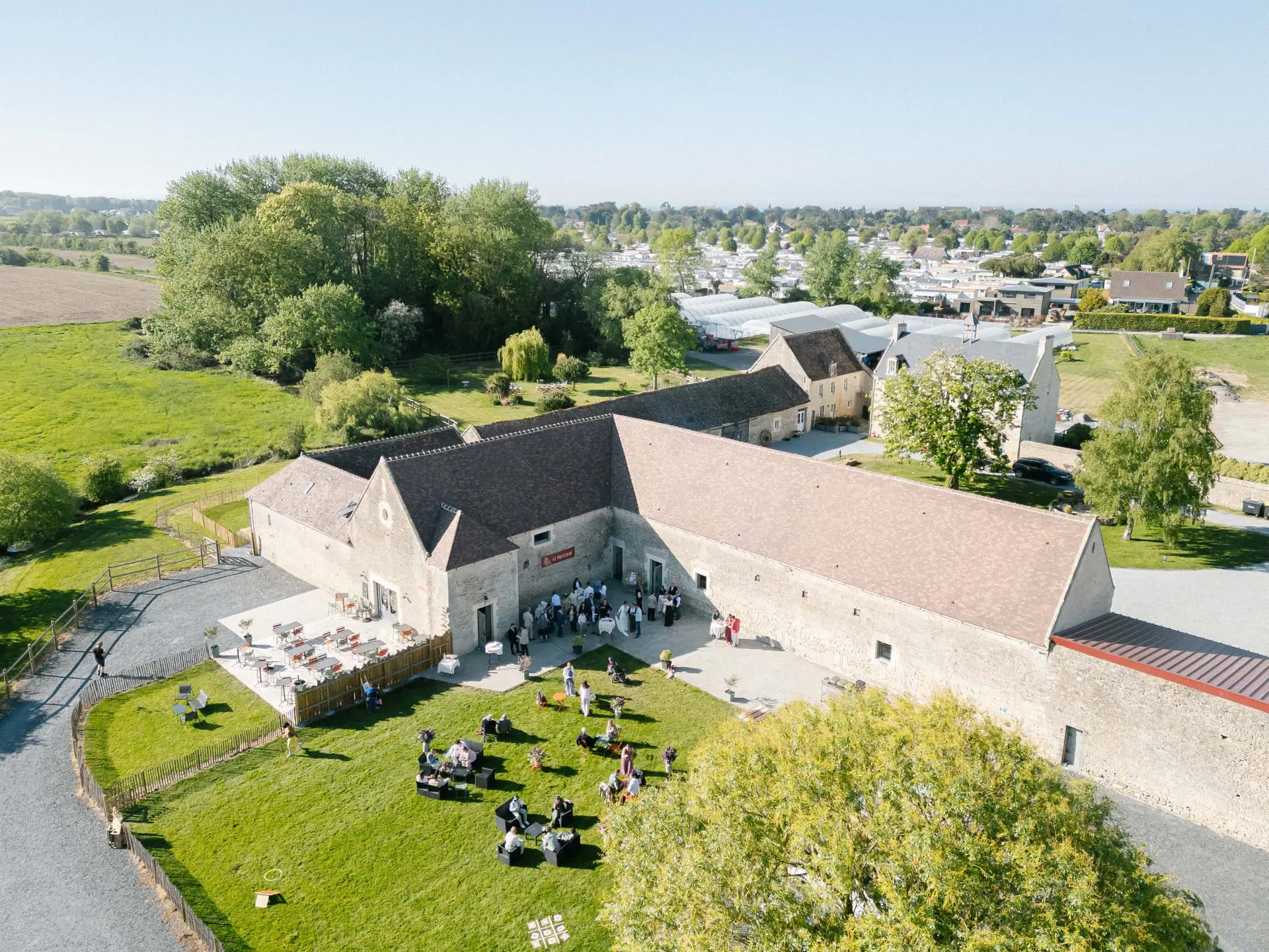 La Ferme du Hôme à Varaville | Restaurant, gîtes et événements